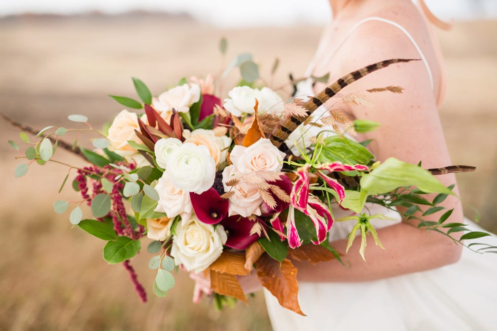 Flower, Bouquet, Flower Arranging, Cut flowers, Floristry, Plant, Floral design, Headpiece, Hair accessory, Bride, 