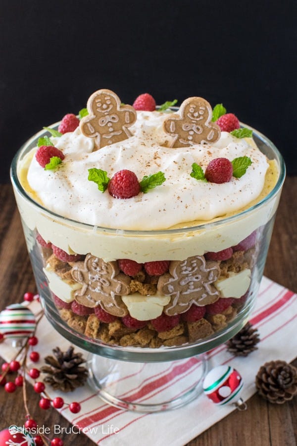 20+ Christmas Trifle Recipes - Easy Holiday Trifle Desserts - Delish.com