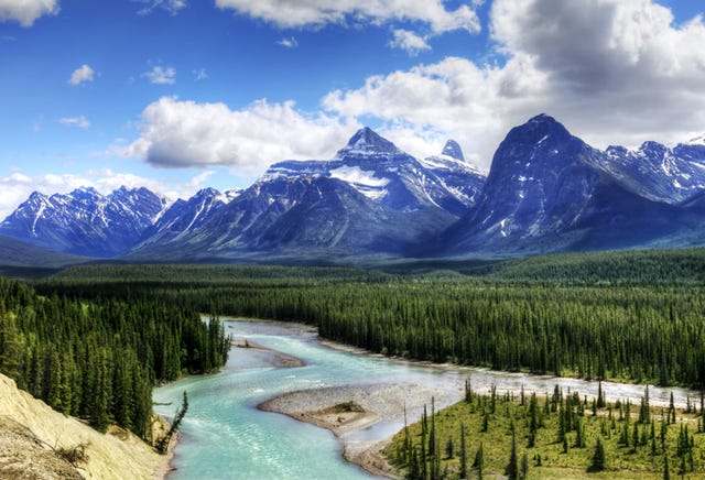 Mountainous landforms, Mountain, Natural landscape, Nature, Wilderness, Mountain range, Highland, Sky, Nature reserve, Water resources, 