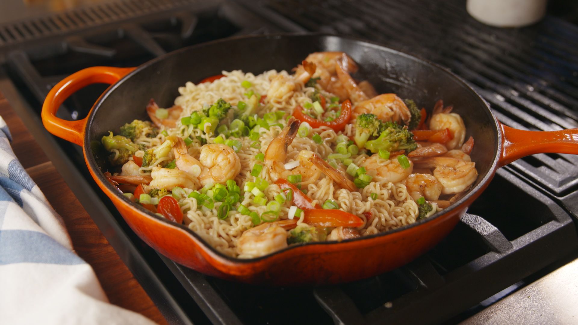 Garlicky Shrimp Ramen-image