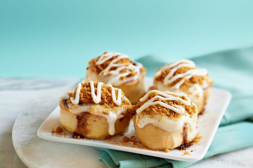 Dish, Food, Cuisine, Dessert, Ingredient, Baked goods, Sweet Rolls, Profiterole, Produce, American food, 