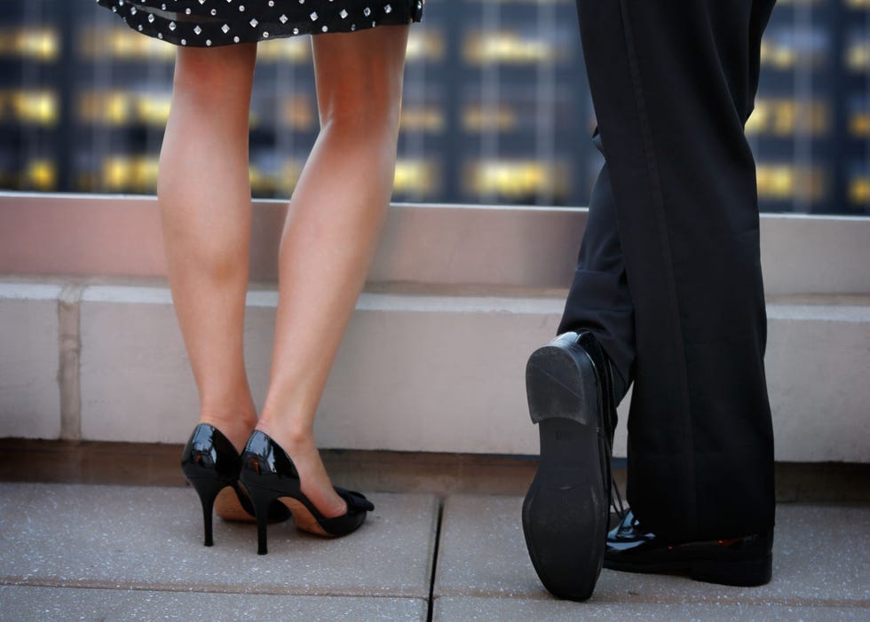 Human leg, Leg, Footwear, Black, High heels, Shoe, Thigh, Ankle, Foot, Calf, 