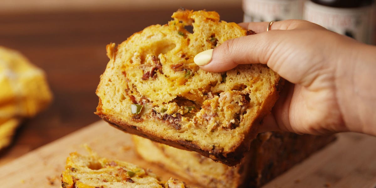 Bacon Cheddar Beer Bread Is Worth Every Single Carb