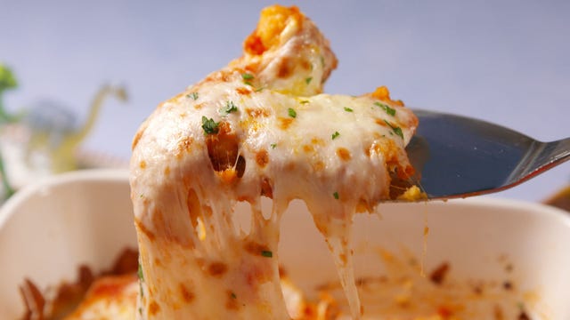 Chicken Parm-Asaurus Horiztonal Chicken Parm-Asaurus Horiztonal