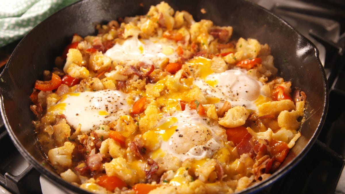 preview for You Won't Miss The Potatoes In This Low Carb Breakfast Hash