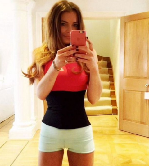 Waist, Clothing, Shoulder, Selfie, Blond, Abdomen, Sportswear, Pink, Shorts, Arm, 