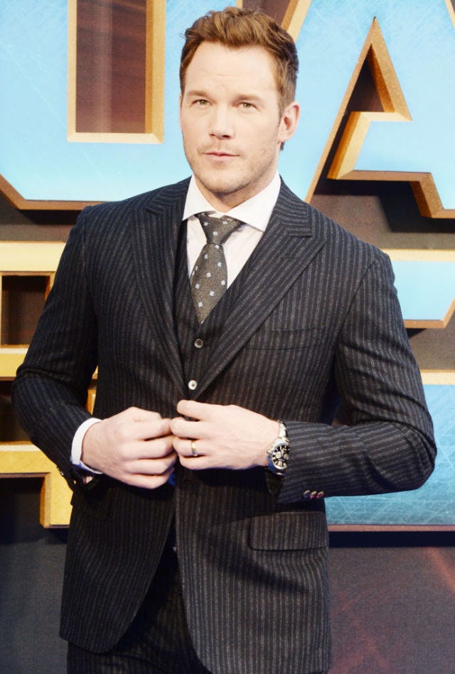 Suit, Formal wear, Clothing, Tuxedo, White-collar worker, Outerwear, Blazer, Tie, Businessperson, Photography, 