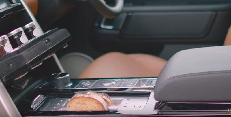 Car, Vehicle, Luxury vehicle, Personal luxury car, Range rover, Center console, 
