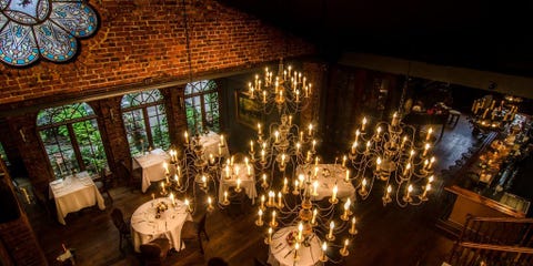 10 Haunted Restaurants You Need To Visit Before