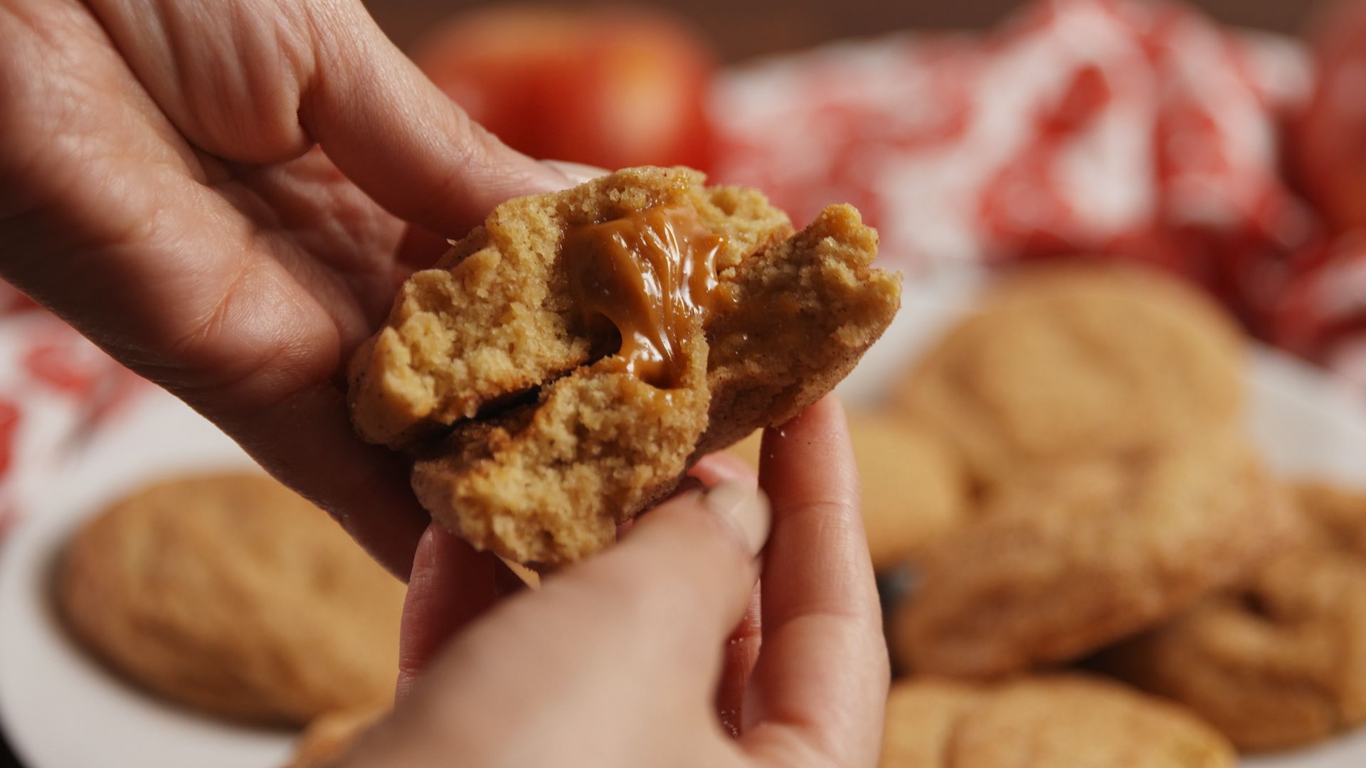 Caramel Stuffed Cookies-image