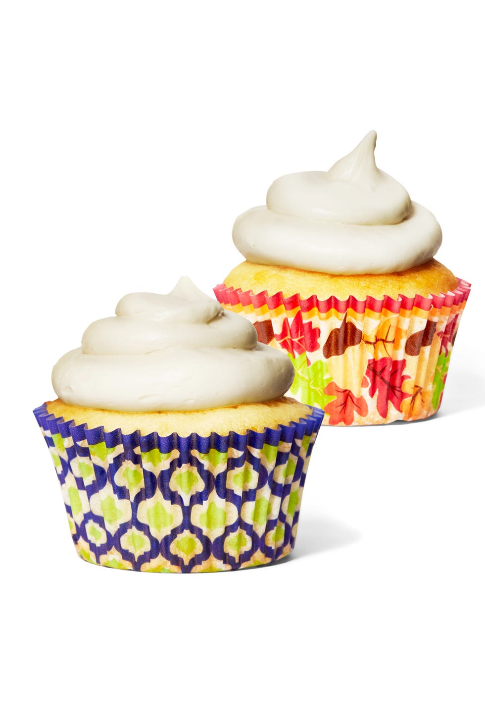 Baking cup, Cupcake, Icing, Food, Buttercream, Cookware and bakeware, Yellow, Dessert, Cake, Cake decorating supply, 
