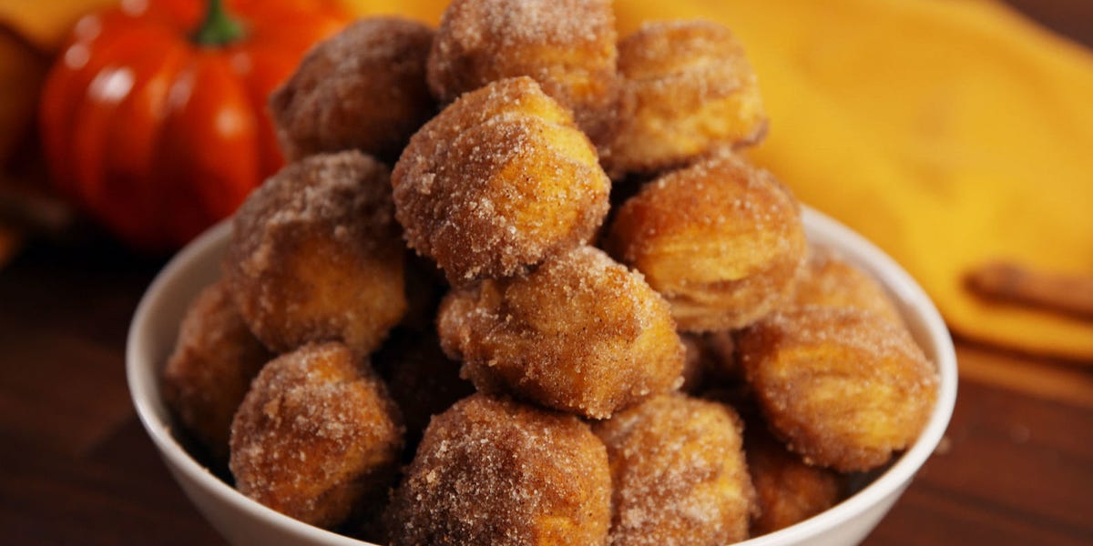 Pumpkin Spice Pretzel Bites