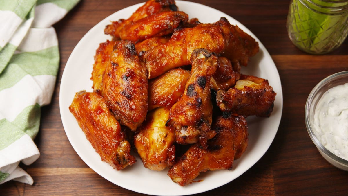 preview for Bloody Mary Wings Give Buffalo A Run For It's Money