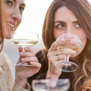 Drinking, Product, Skin, Alcohol, Glass, Wine glass, Drink, Drinkware, Stemware, Champagne stemware, 