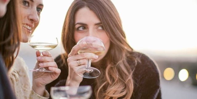 Drinking, Product, Skin, Alcohol, Glass, Wine glass, Drink, Drinkware, Stemware, Champagne stemware, 