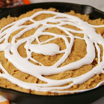 Fluffernutter Swirl Skillet Cookie Fluffernutter Swirl Skillet Cookie