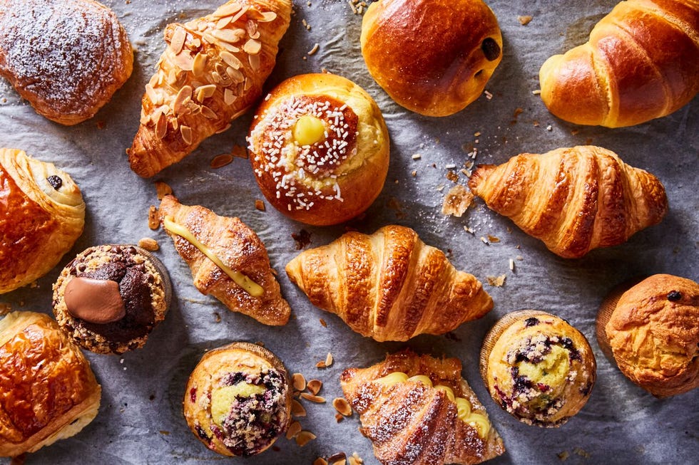 Food, Croissant, Dish, Viennoiserie, Cuisine, Baked goods, Ingredient, Pain au chocolat, Dessert, Rugelach, 