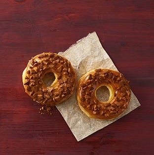 Doughnut, Food, Bagel, Simit, Baked goods, Dish, Pastry, Cuisine, Danish pastry, Cider doughnut, 
