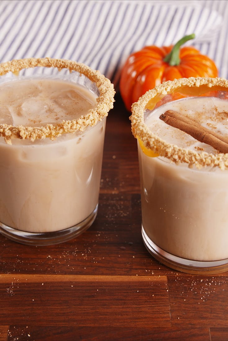 pumpkin spice white russians vertical