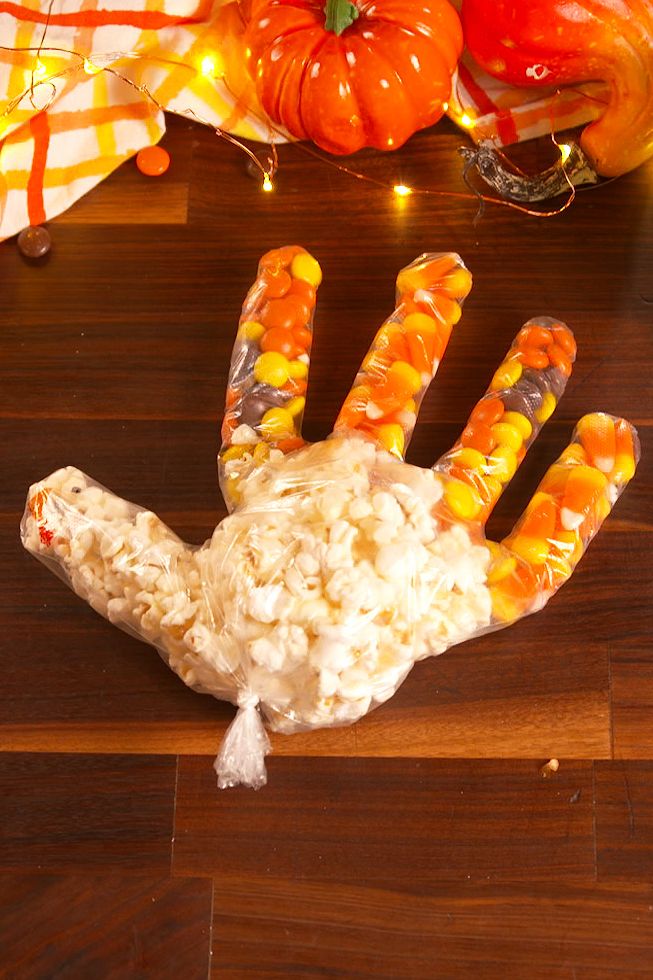 13 Easy Turkey Treats - Cute Ideas For Thanksgiving Turkey Treats