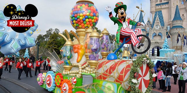 Event, Carnival, Tourism, Amusement park, Recreation, Confectionery, Festival, Vacation, Vehicle, Leisure, 