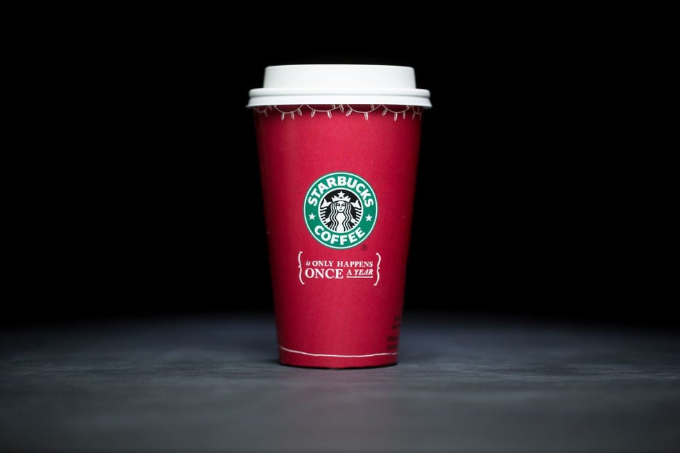 Cup, Cup, Drinkware, Tumbler, Coffee cup, Drink, Pint glass, Tableware, Coffee cup sleeve, 