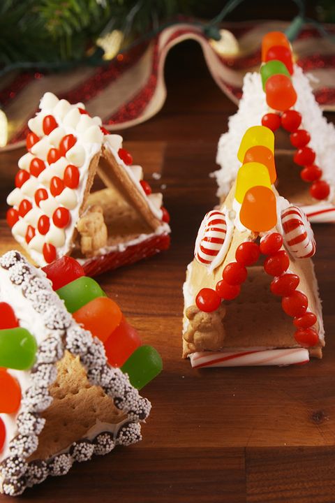 mini gingerbread houses vertical