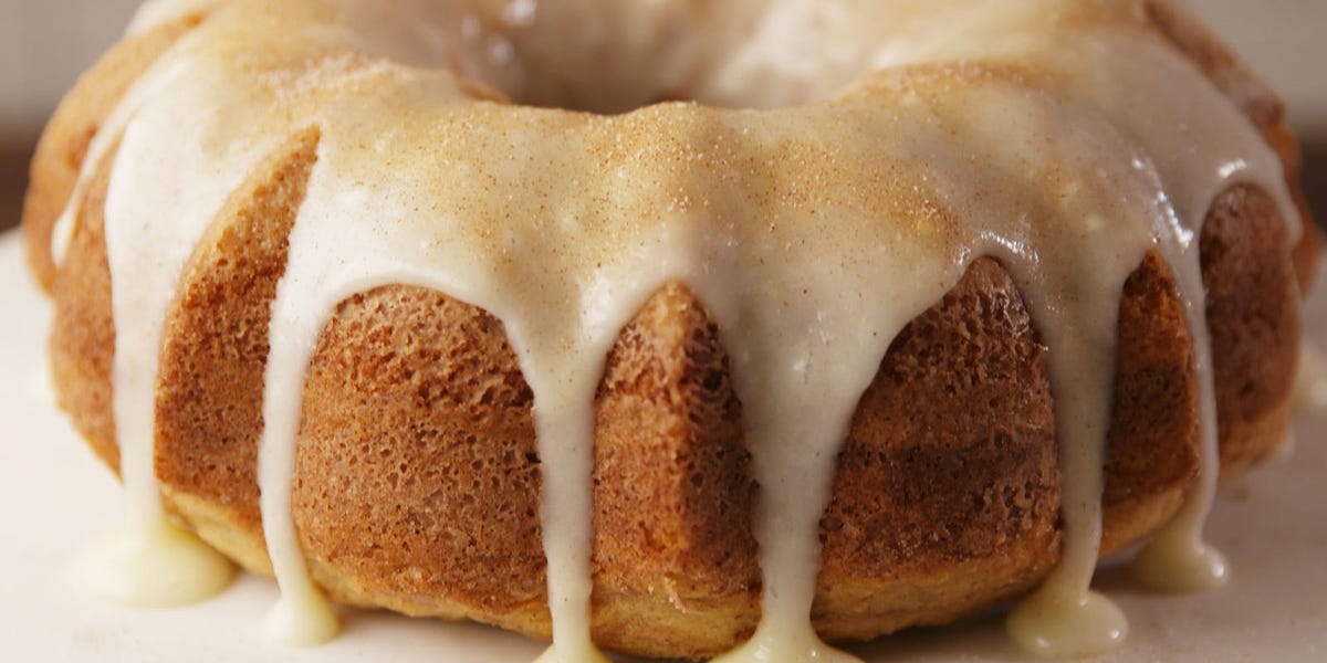Cinnamon Roll Bundt Cake