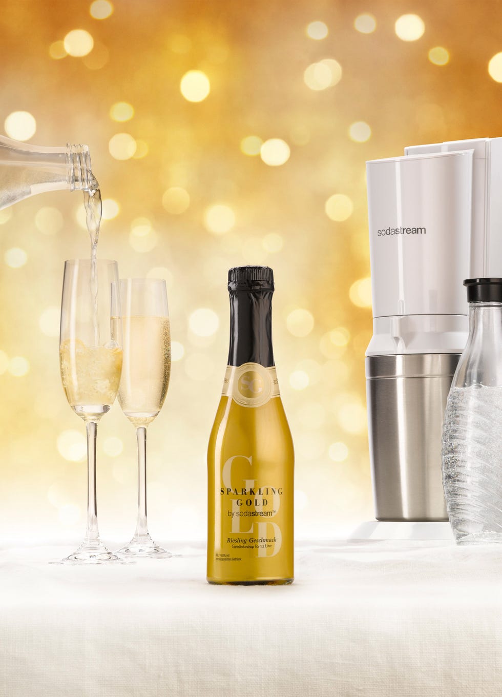 Product, Bottle, Glass bottle, Yellow, Drink, Wine bottle, Champagne, Wine, Alcoholic beverage, Liquid, 