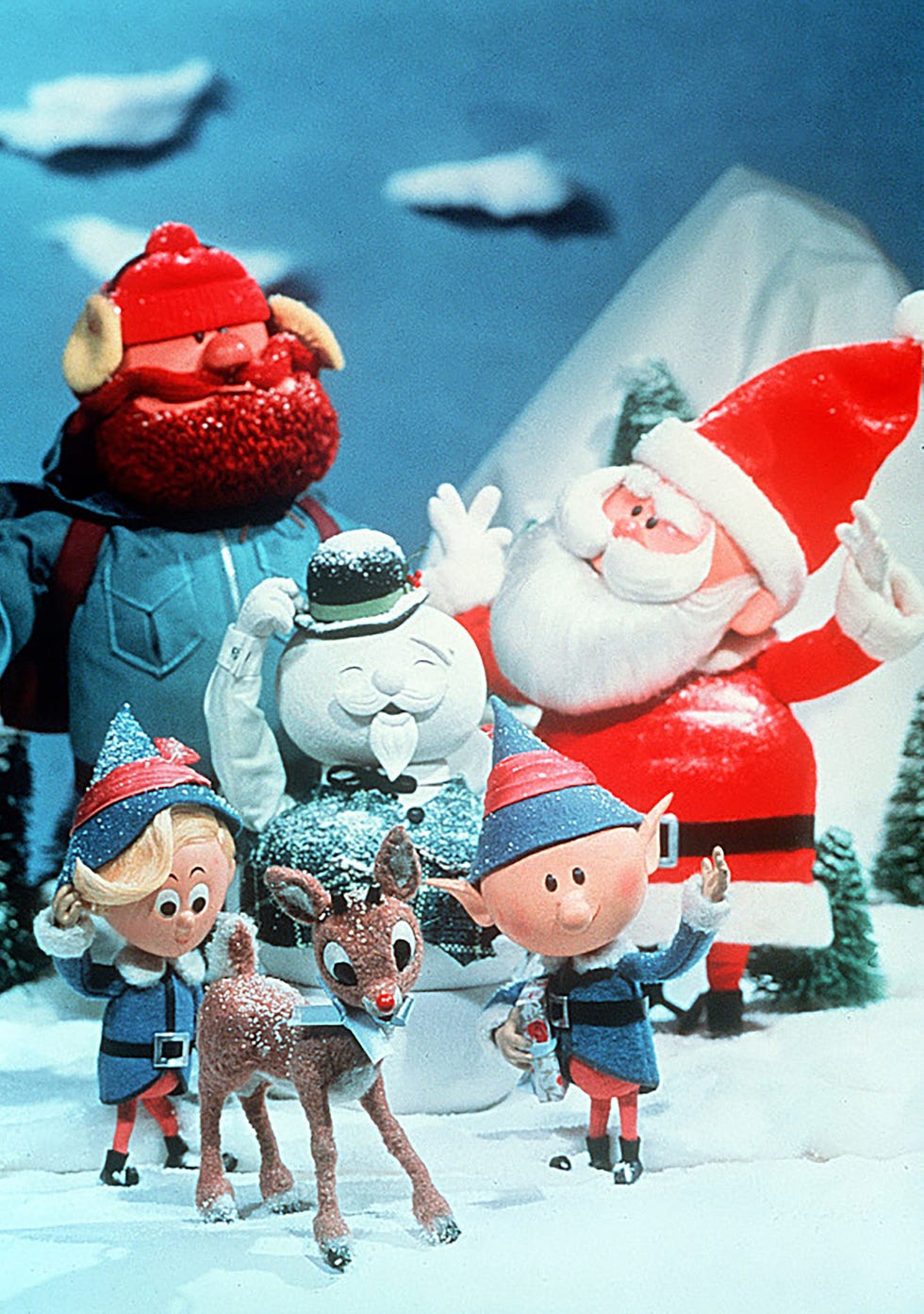 Santa claus, Winter, Snow, Christmas, Illustration, Fictional character, Playing in the snow, Christmas eve, Recreation, Ice skating, 