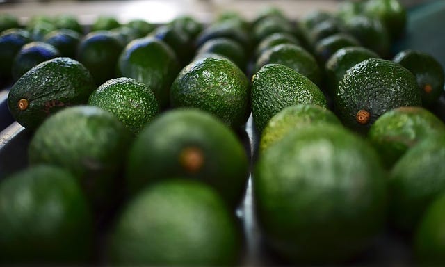 Natural foods, Food, Green, Fruit, Plant, Vegetable, Produce, Local food, Key lime, Lime, 