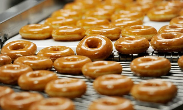 Dish, Food, Cuisine, Baking, Baked goods, Ingredient, Doughnut, Dessert, Glaze, Finger food, 