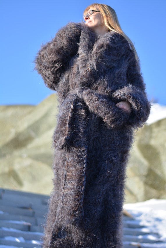 Fur, Fur clothing, Clothing, Outerwear, Fashion, Textile, Coat, Long hair, Natural material, 