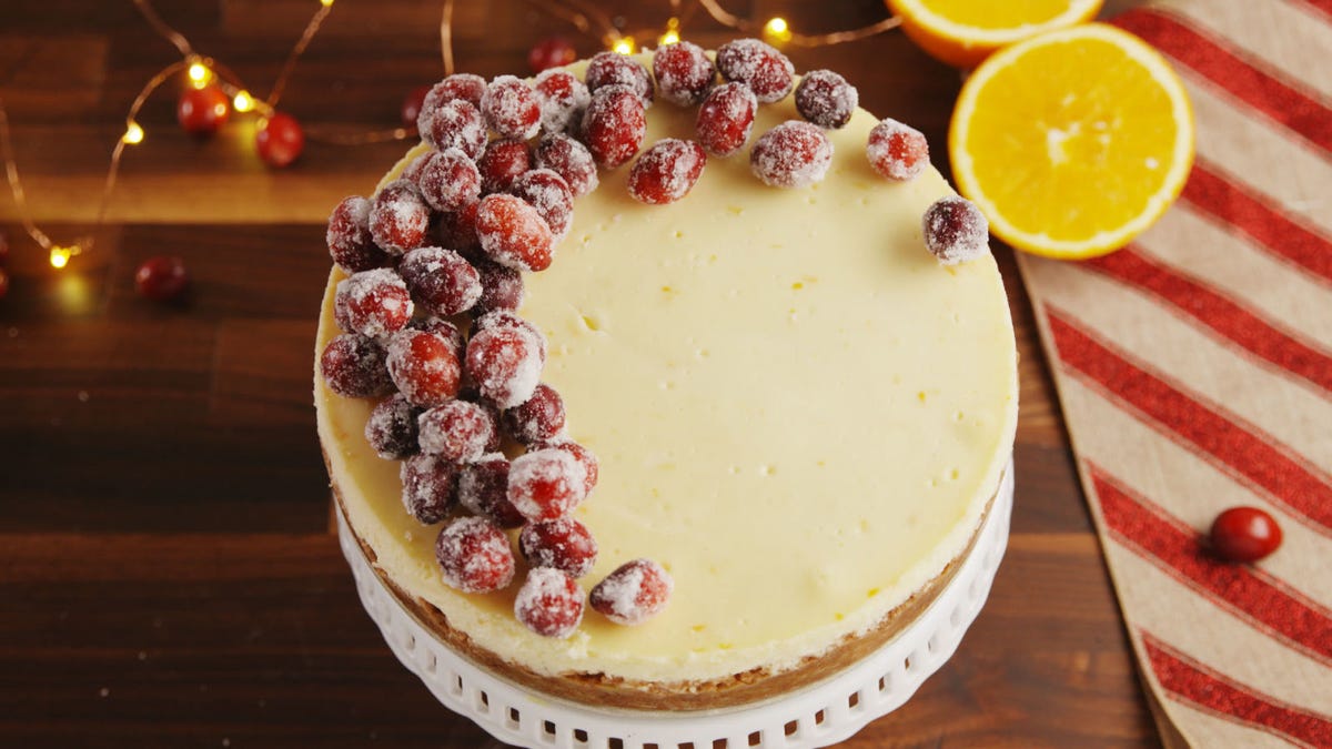 Video player poster image preview for This Cheesecake Is A Major Show-Stopper
