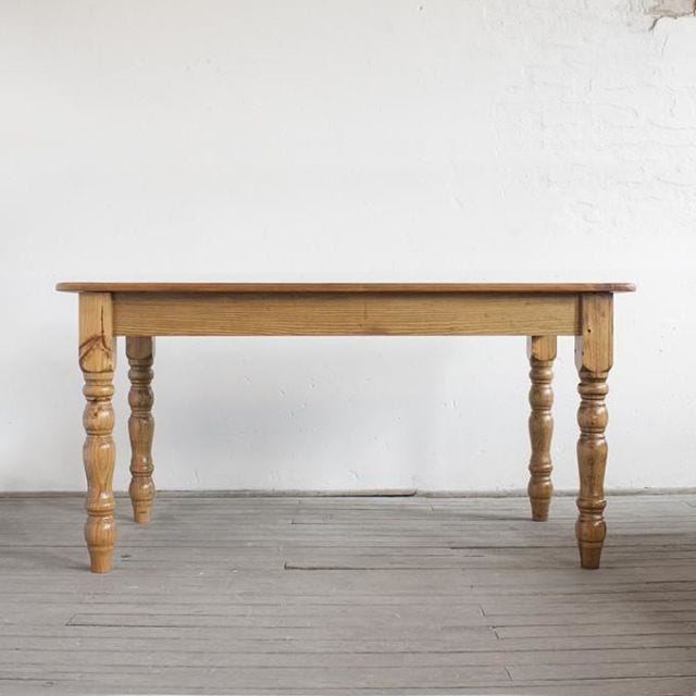 Furniture, Table, Sofa tables, Wood, Wood stain, Coffee table, Rectangle, Desk, Hardwood, Plank, 