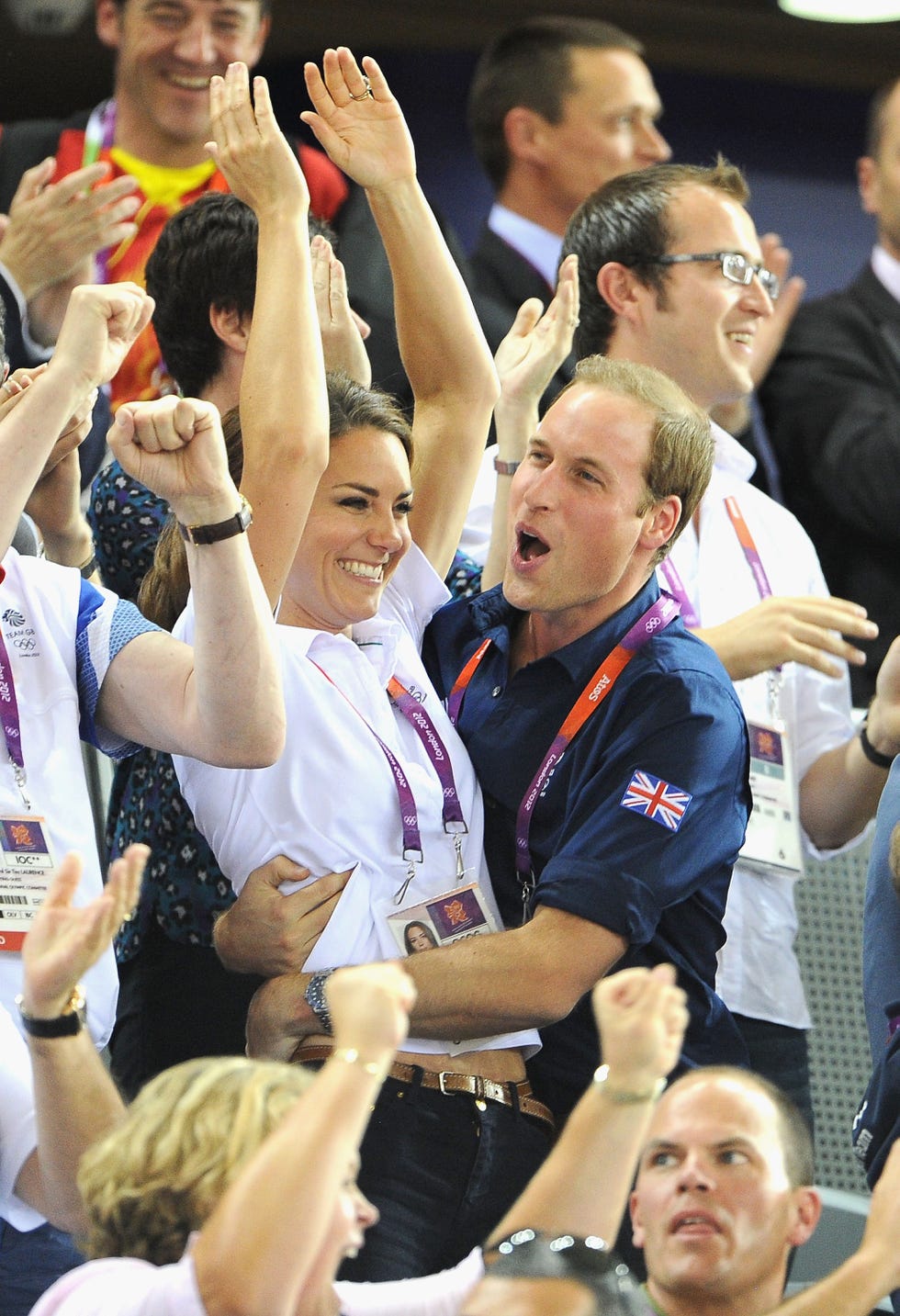 Sports, Team sport, Crowd, Championship, Ball game, Hand, Player, Audience, Volleyball, Cheering, 