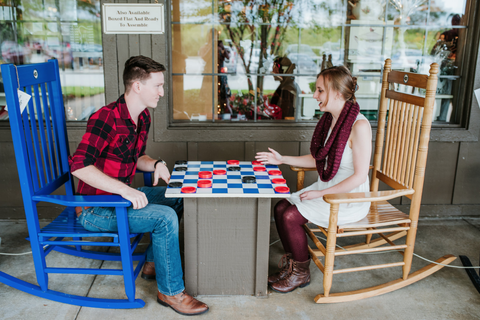 This Couple Had An Engagement Shoot At Cracker Barrel And