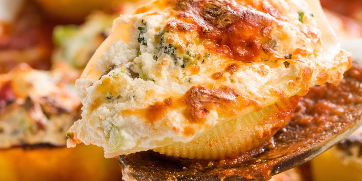 Broccoli-Sausage Stuffed Shells
