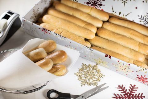 Olive Garden Wants You To Give The Gift Of Breadsticks This Year