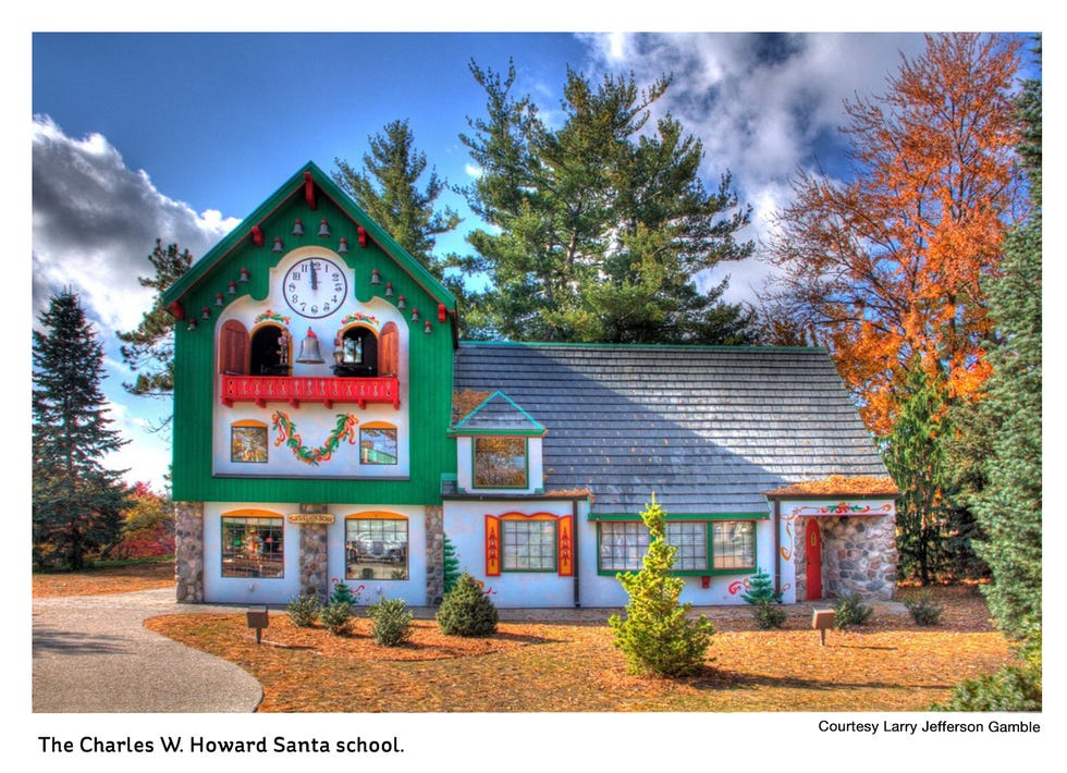 Home, House, Property, Tree, Building, Sky, Real estate, Leaf, Cottage, Residential area, 
