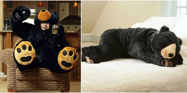 Bear, Plush, Sporting Group, Fur, Textile, Carnivore, Companion dog, Labrador retriever, Black cat, Canidae, 