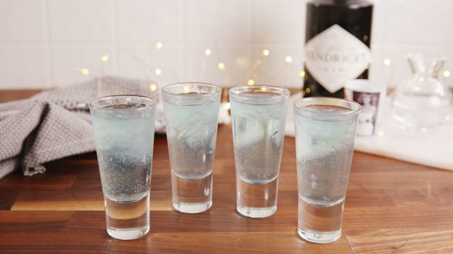 Gin & Titonic Shots Horizontal Gin & Titonic Shots Horizontal