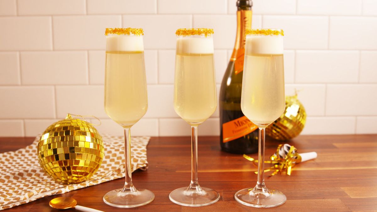 preview for Champagne Jell-O Flutes Are Classy AF