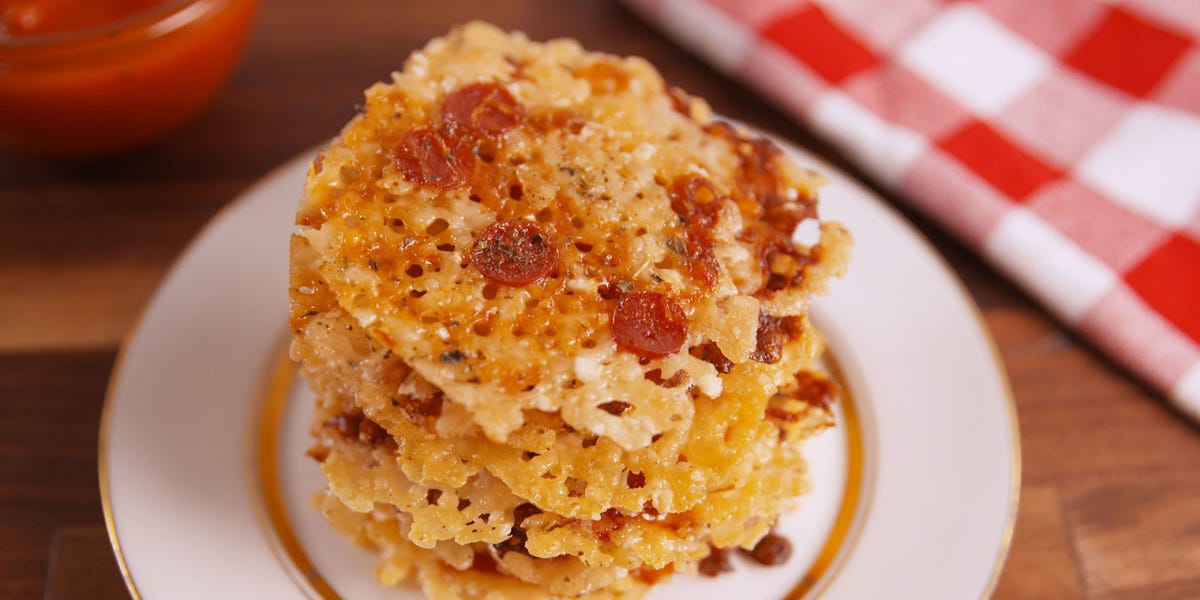 Pizza Crisps Are The Perfect Low-Carb Snack