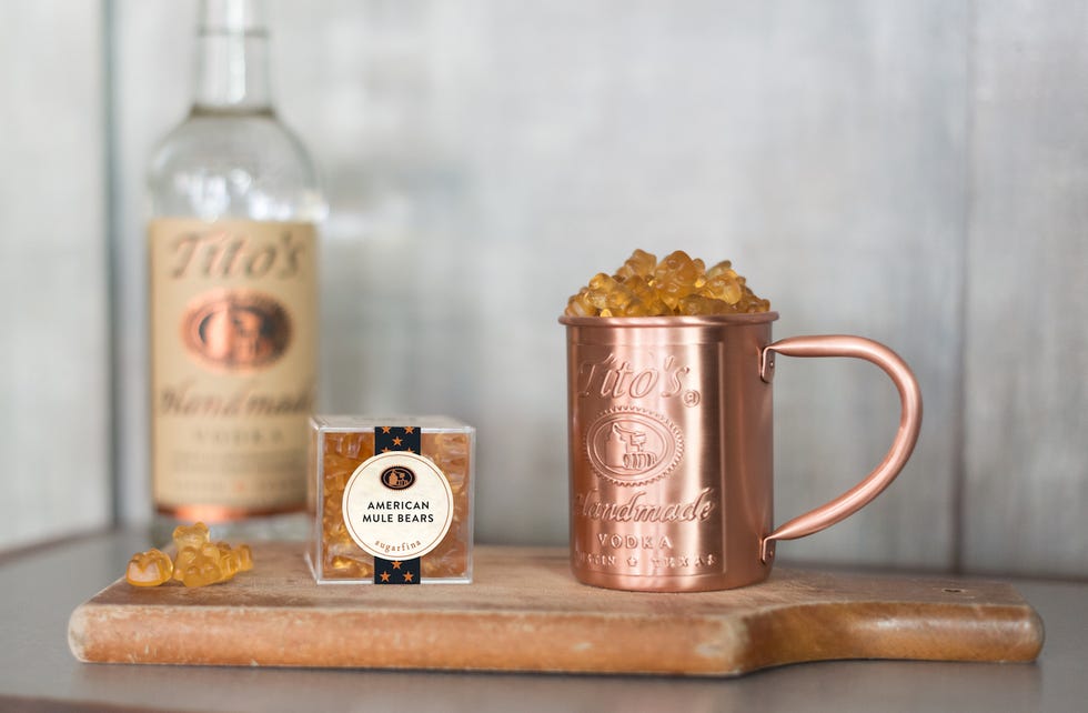 Drink, Jug, Copper, Drinkware, Tableware, Barware, Serveware, Mug, Doughnut, French press, 