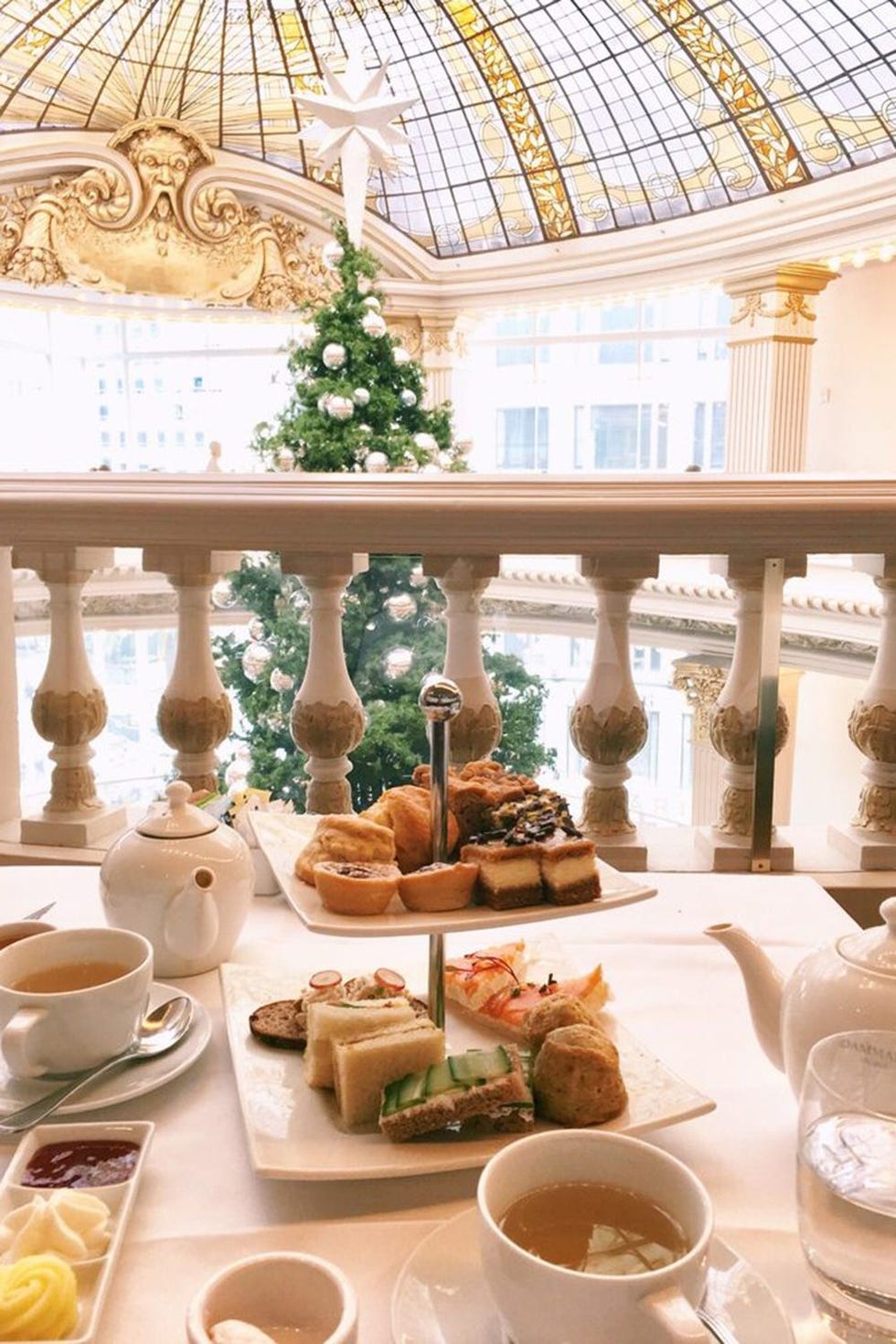 Meal, Brunch, Breakfast, Interior design, Table, Room, Furniture, Teacup, Dish, Architecture, 