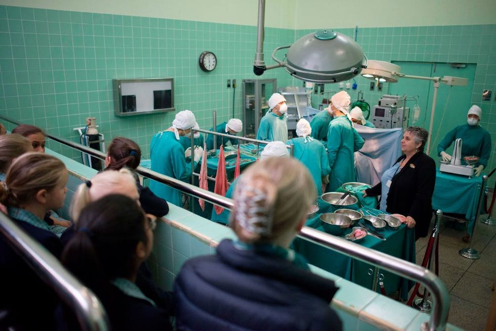 Operating theater, Room, Service, Event, Medical equipment, Crowd, Hospital, Surgeon, 