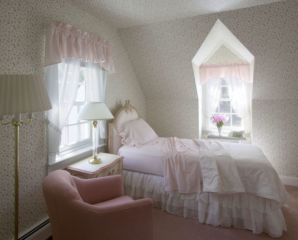 Bedroom, Room, Bed, Furniture, White, Product, Interior design, Bed frame, Pink, Property, Bedroom, Room, Bed, Furniture, White, Product, Interior design, Bed frame, Pink, Property,