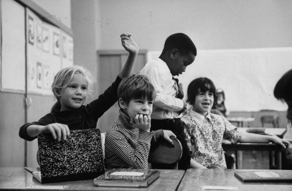 Photograph, Black, Black-and-white, People, Monochrome, Child, Snapshot, Monochrome photography, Room, Classroom, 