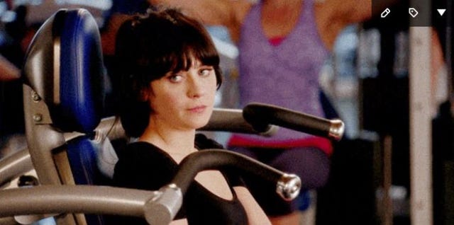 Microphone, Audio equipment, Bangs, Audio accessory, Bob cut, Hair coloring, Steering wheel, 